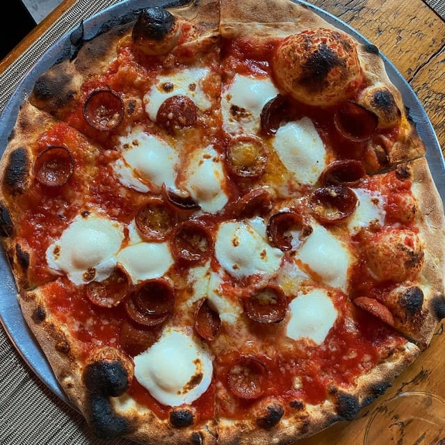 Calabrese Pizza.